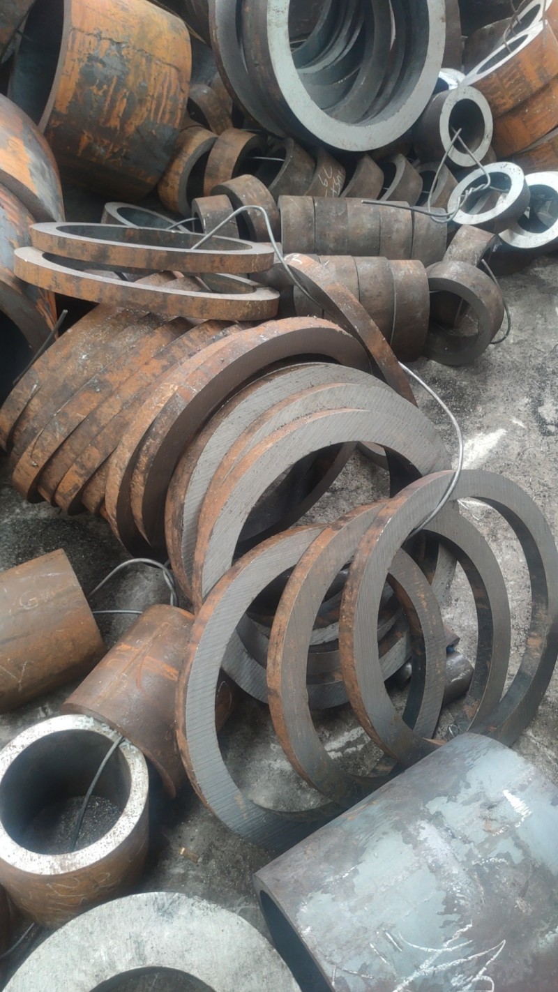 道外道外道外42CrMo无缝钢管切割